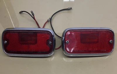 1966-80 Rolls Royce Silver Shadow Wraith II Rear Right & Left Marker Lamps - Image 1 of 4