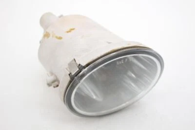 2001-2007 Toyota Sequoia 4.7L 4x2 Passenger Right Front Fog Light Assembly - Изображение 1 из 4