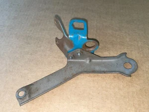 Corvette C3 Cruise Control Vacuum Pod Servo Bracket 78 79 - Foto 1 di 3