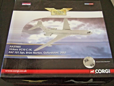 CORGI ARCHIVE VICKERS VC10 C.1K RAF 101 SQN BRIZE NORTON 1:144 AA37005 Foto 1 de 4