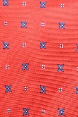 CHARLES TYRWHITT SILK TIE RED AND NAVY BLUE FLOWER HEADS A DESIGNER IDEA CLASSIC - Image 1 of 4