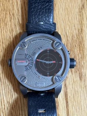 Relógio Diesel DZ7293 preto pulseira de couro preto quatro movimentos  - Imagem 1 de 4