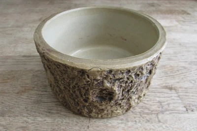 Vintage Hillstonia Rustic Pot From Moira Pottery Aprox 8cm H x 14cm Diameter - Image 1 of 4
