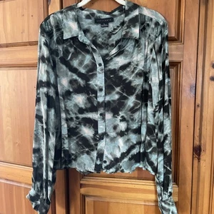 Sanctuary Size XL Tie-Dye Button Blouse Smocked Shoulders Collar Long Sleeve - Picture 1 of 7
