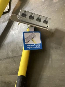 Ketchum Tattoo 4-stelliger Schwein Schulter Slapper mit Fiberglasgriff - Bild 1 von 3