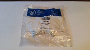 WE1M307 GE Clip riscaldante asciugatrice e isolatore porcellana PS266699 AP2619839* - Foto 1 di 2