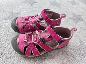 KEEN Sandalen Outdoor Schuhe Sommerschuhe Mädchen Gr. 35 - Bild 1 von 4