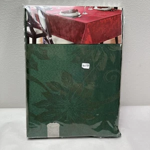 St Nicholas Square Green Poinsettia Oblong Tablecloth 60" x 84" NEW - Picture 1 of 12