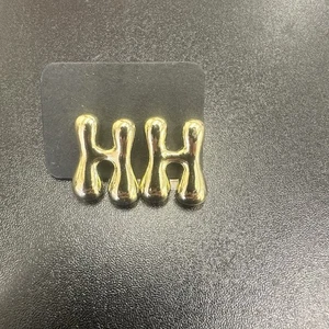 H Bubble Buchstaben Ohrstecker in Gold Strumpf Füller für Frauen kleines Geschenk - Bild 1 von 3