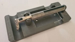 GILLETTE Contour Plus razor 1990's in case - Picture 1 of 5