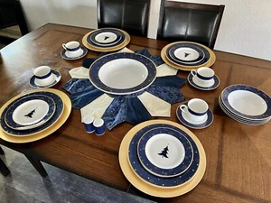 HALLMARK SAKURA STARLIGHT CHRISTMAS TREE 23 PIECE SET BLUE GOLD NEW 2000 (BOX25) - Picture 1 of 8