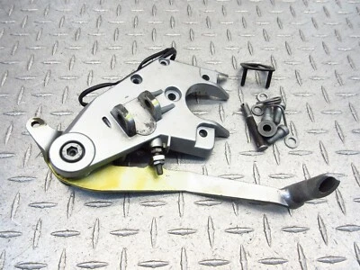 BMW R1100 R1100RS 1994 94-99 OEM juego de frenos trasero derecho pedal sin clavija soporte Foto 1 de 4
