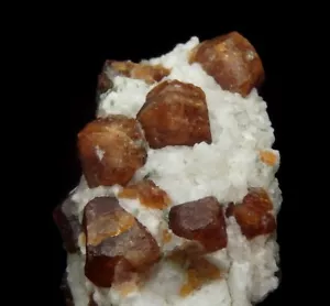 GARNET - GROSSULAR crystals & DIOPSIDE - NORWAY Nordland - Vefsn - Toven /pk291 - Picture 1 of 16