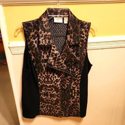 Chico's Black & Leopard-Print Textured Vest Size 1 US 8 - Image 1 of 4