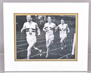 Roger Bannister, Chris Brasher + Chataway signed 4 minute mile photo Mounted - Picture 1 of 4