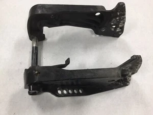 Mercury OEM bracket assembly w/ tilt tube 828334t03 150hp - Picture 1 of 6