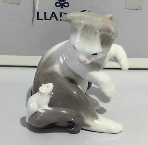 LLADRO Cat and Mouse Figurine # 05236 Retired Original Box - Gatito Pasmado - Picture 1 of 17