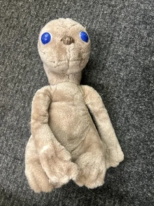 Vintage 1982 E.T. EXTRA TERRESTRISCHES SHOWTIME 12 ZOLL PLÜSCHTIER KAMAR - Bild 1 von 4