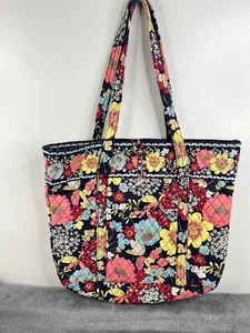 VERA BRADLEY Handbag Purse Bucket Bag Shoulder Straps Tote - Picture 1 of 21