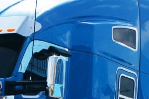 Kenworth T680 T880 Upper Sleeper Window Surround # 12133 - Picture 1 of 2