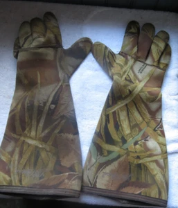 Realtree MAX 5 Camo Waterproof Decoy Gloves Neoprene Dot Grip One Size Fits Most - Picture 1 of 6
