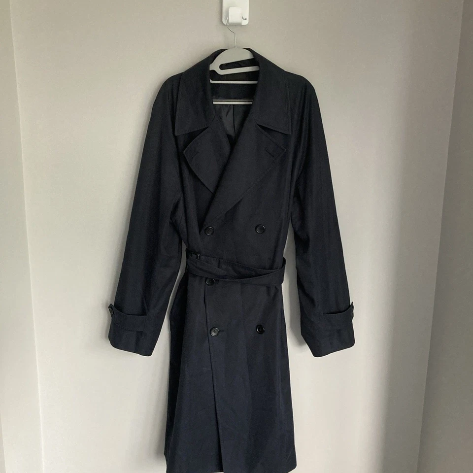 Trench coat masculino Uniqlo XL azul marinho peito duplo longo resistente à água - Imagem 1 de 4