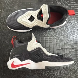 Nike Shoes Men’s Size 10 LeBron James Soldier XIV Basketball Sneakers CK6024-002 - Picture 1 of 24