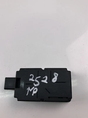 Centralina VOLVO V70 III BW 31252988 26659309 - Immagine 1 di 4