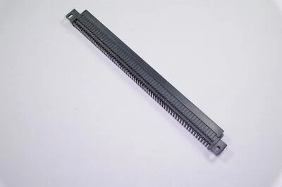 50000-1195E FCI Connector Header 195 Pos 3 Row 2.54mm Female RA **BENT PINS** - Image 1 of 4
