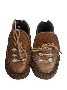 Cody James Infant Baby Brown Arrow Moccasin Soft Shoes Boots Boy Size 4 - Picture 1 of 10