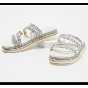 Vince Camuto Strappy Leather Slide Sandals - Rallsan - White/Silver Size 9 Wide - Picture 1 of 10