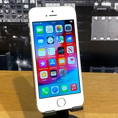 Apple iPhone SE 32GB 1st Gen Smartphone White A1723 Unlocked Original - Image 1 of 4