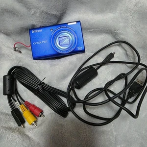 ”AS IS” Nikon COOLPIX S6200 Compact Digital Camera Silver - Picture 1 of 10