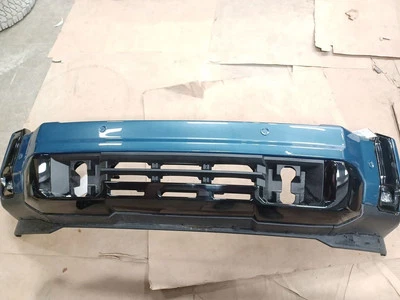 Parachoques delantero GMC Sierra 2500 HD 2024 3000258 Foto 1 de 4