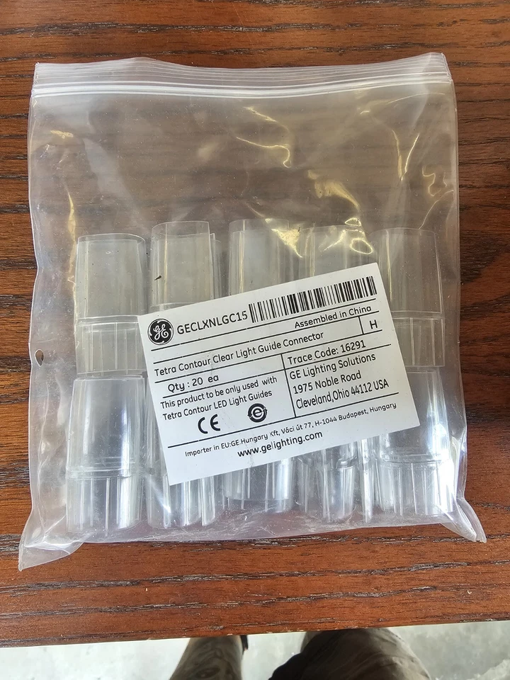 (20-Pk) Conector guía de luz de contorno GE Tetra transparente GECLXNLGC15 Foto 1 de 2