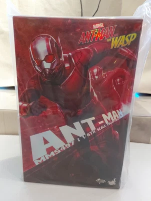 New Hot Toys MMS497 ANT-MAN AND THE WASP 1/6 ANT-MAN In Stock - Image 1 of 4