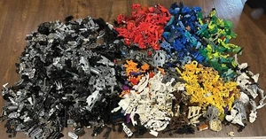 Lego Bionicle Lot Masks Weapons 11 LB - Picture 1 of 24