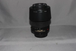 Nikon AF-S Nikkor 55-200mm f/4-5.6 G ED VR lens - Picture 1 of 4