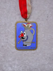 Orden de Carnaval Esmaltada - Frankfurter Fastnacht - Vintage 1957 - 6 cm - Imagen 1 de 3