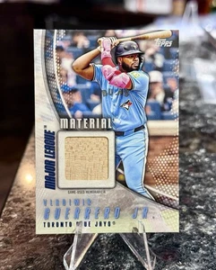 2025 Topps Update VLADIMIR GUERRERO Major League Material RELIC BAT Blue Jays - Picture 1 of 2