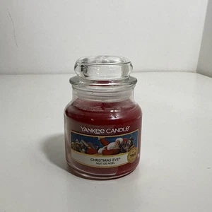 Yankee Candle Christmas Eve Festive 104g Small Jar - Picture 1 of 3
