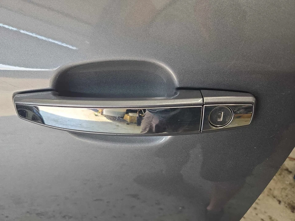 Used Front Exterior Door Handle fits: 2014 Buick Encore front Front Grade A Foto 1 de 4