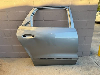 2018 2019 2020 2021 2022 2023 2024 Buick Enclave pasajero derecho puerta trasera carcasa Foto 1 de 4