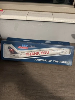 Sky Marks Delta A321 Thank You Plane 1:200 - Image 1 of 4