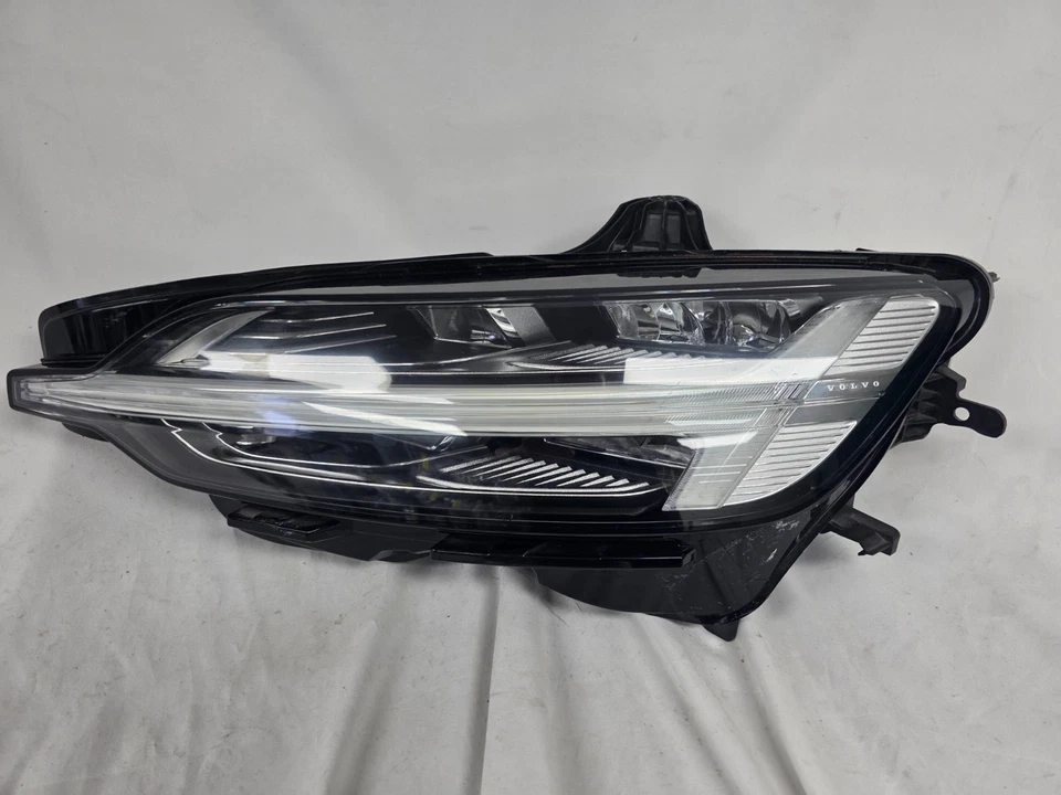 2019 2020 Volvo S60 III V60 II LED Left Headlight OEM LEFT GENUINE 32228866 - Bild 1 von 4