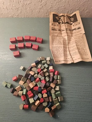 Vintage 1930's Monopoly Pieces, 10 Grand Hotels, 94 Houses,... - Image 1 of 4