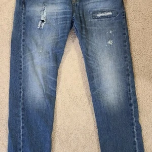 34x30 Old Navy Men's Distressed Slim Jeans - Picture 1 of 3