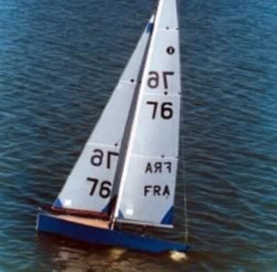 SIMPLET. Segelboot. Einsteigermodell für die 1 m Klasse. Modellbauplan - Bild 1 von 3