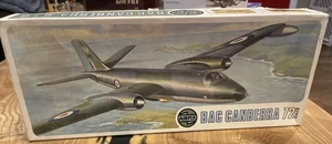 1973 Airfix 1/72 Series 5 Model Featuring BAC CANBERRA  Plane #05012-8 - Picture 1 of 8