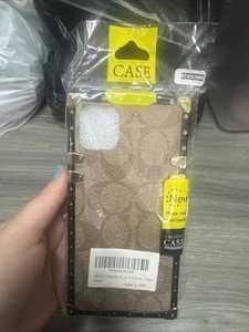 Coach iPhone 11 Pro Max Case - Photo 1 sur 2
